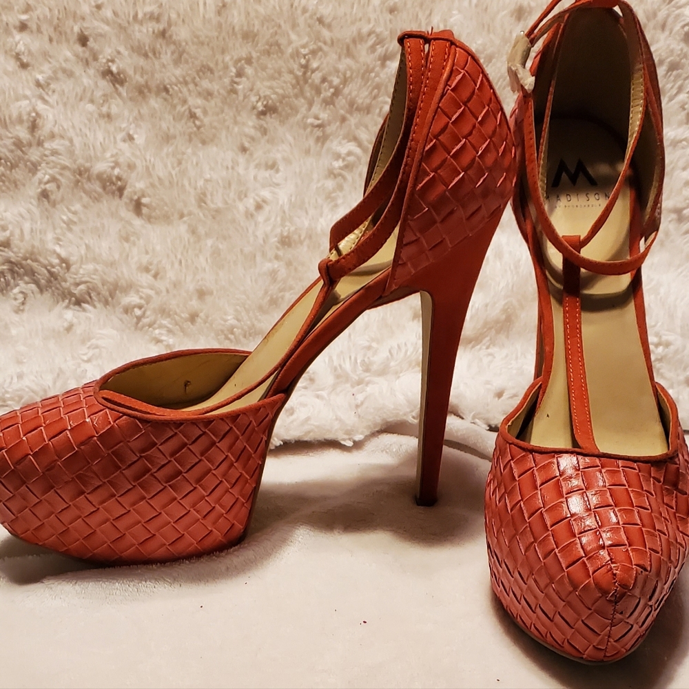 This Stiletto Is Everything!!!